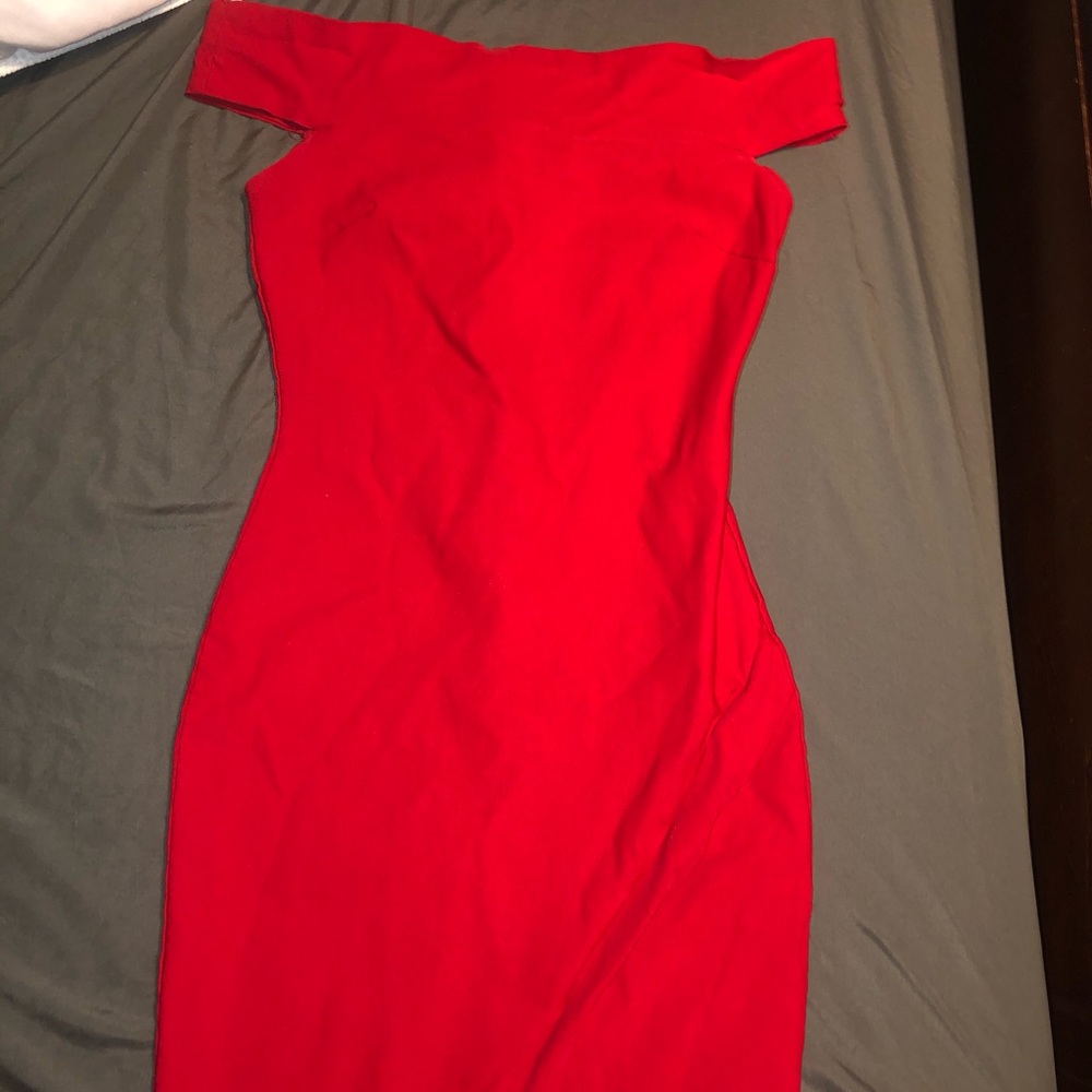 Red bodycon mini dress